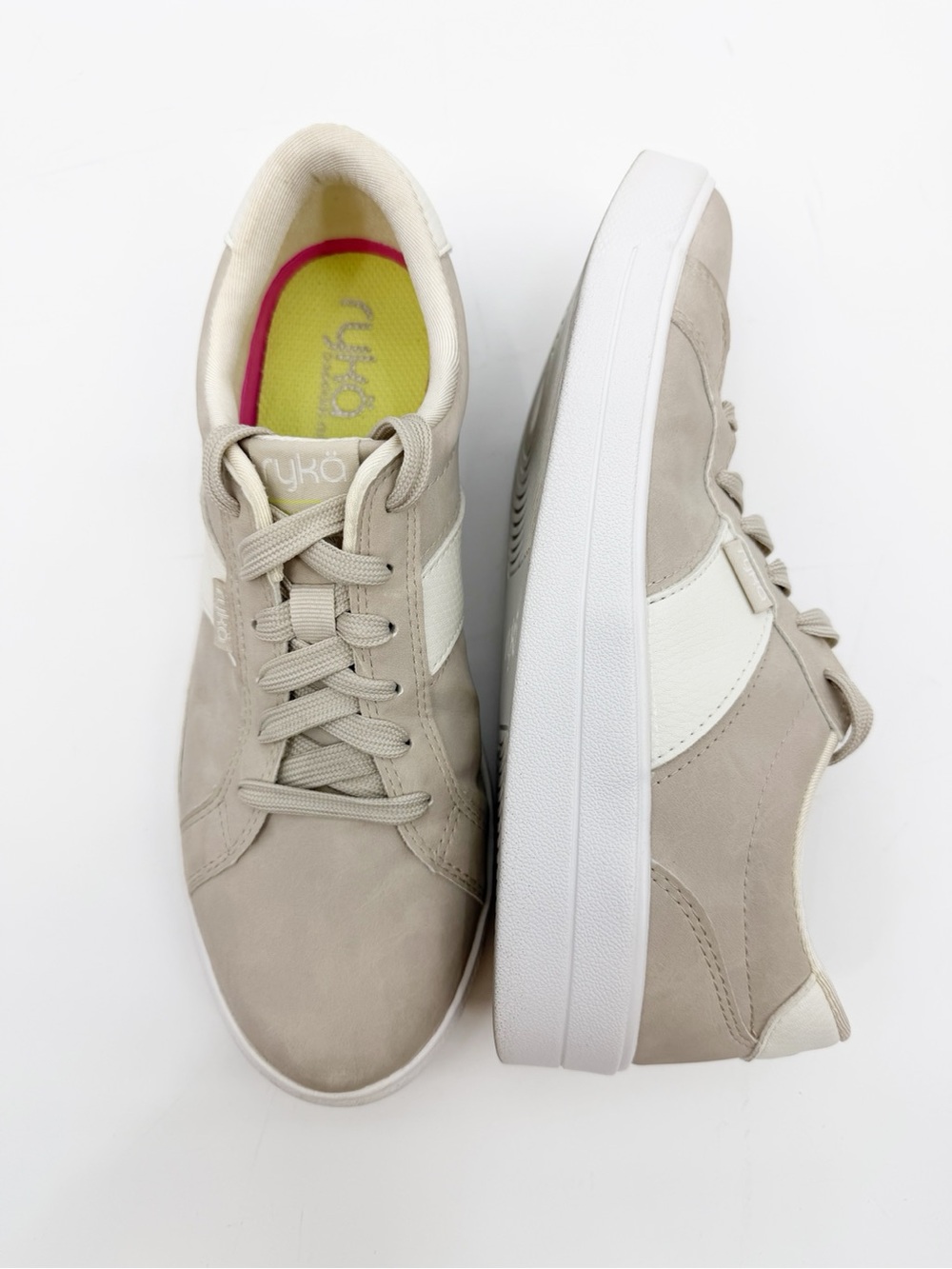 Ryka Viv Classic Lace-Up Sneakers Women’s Size 8M Beige Cream Comfort Shoes 8